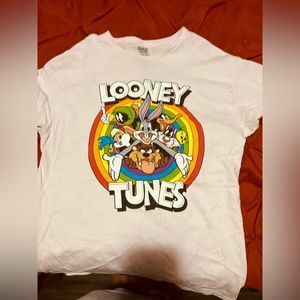 Light pink looney tunes graphic tee